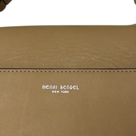 Henri Bendel Cambria Tan Leather Messenger Bag with Crossbody Strap Excellent - Picture 9 of 12